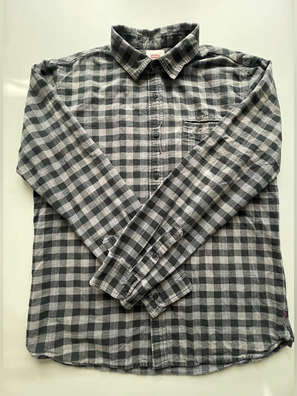Levi's Gray and White Plaid Button-Down Shirt